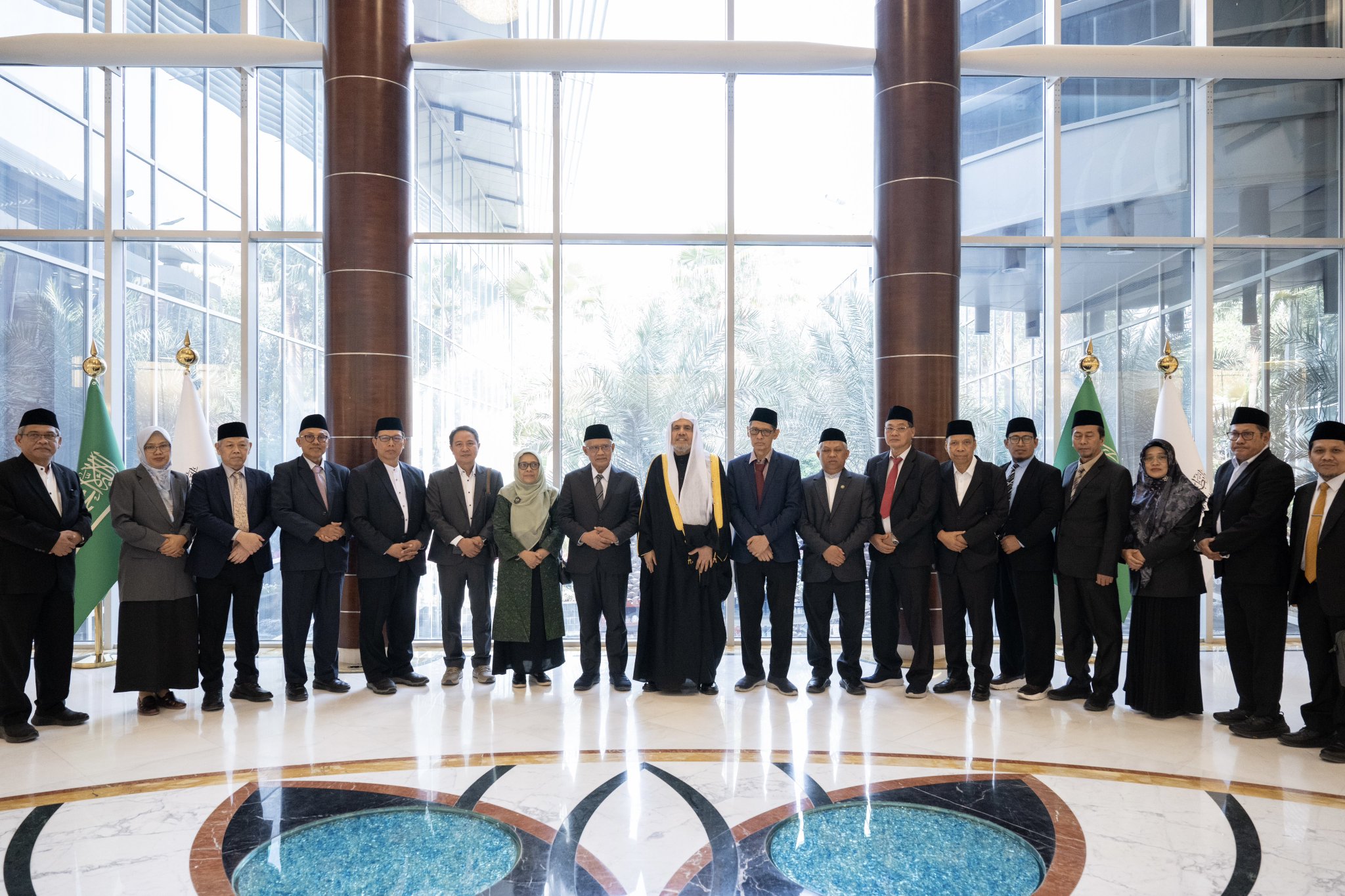 Syekh Dr. Mohammed Alissa, menerima kunjungan delegasi Pimpinan Pusat Muhammadiyah dari Republik Indonesia, yang dipimpin oleh Yang Mulia Ketua Umum PP Muhammadiyah, Prof. Dr. H. Haedar Nashir