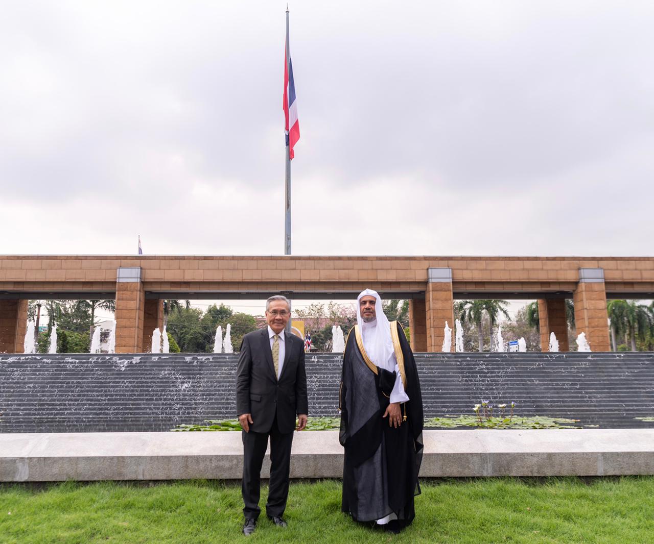 The Thai and Muslim communities describe the Muslim World League’s visit as a historic event in its friendliness and programs.