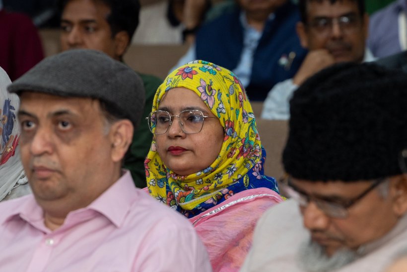 Yang Mulia Sekretaris Jenderal LMD, Ketua Asosiasi Ulama Muslim, Syekh Dr.Mohammad Al-issa , menyampaikan ceramah di Yayasan Internasional Vivekananda di New Delhi, di hadapan beberapa tokoh agama Islam dan non-Islam
