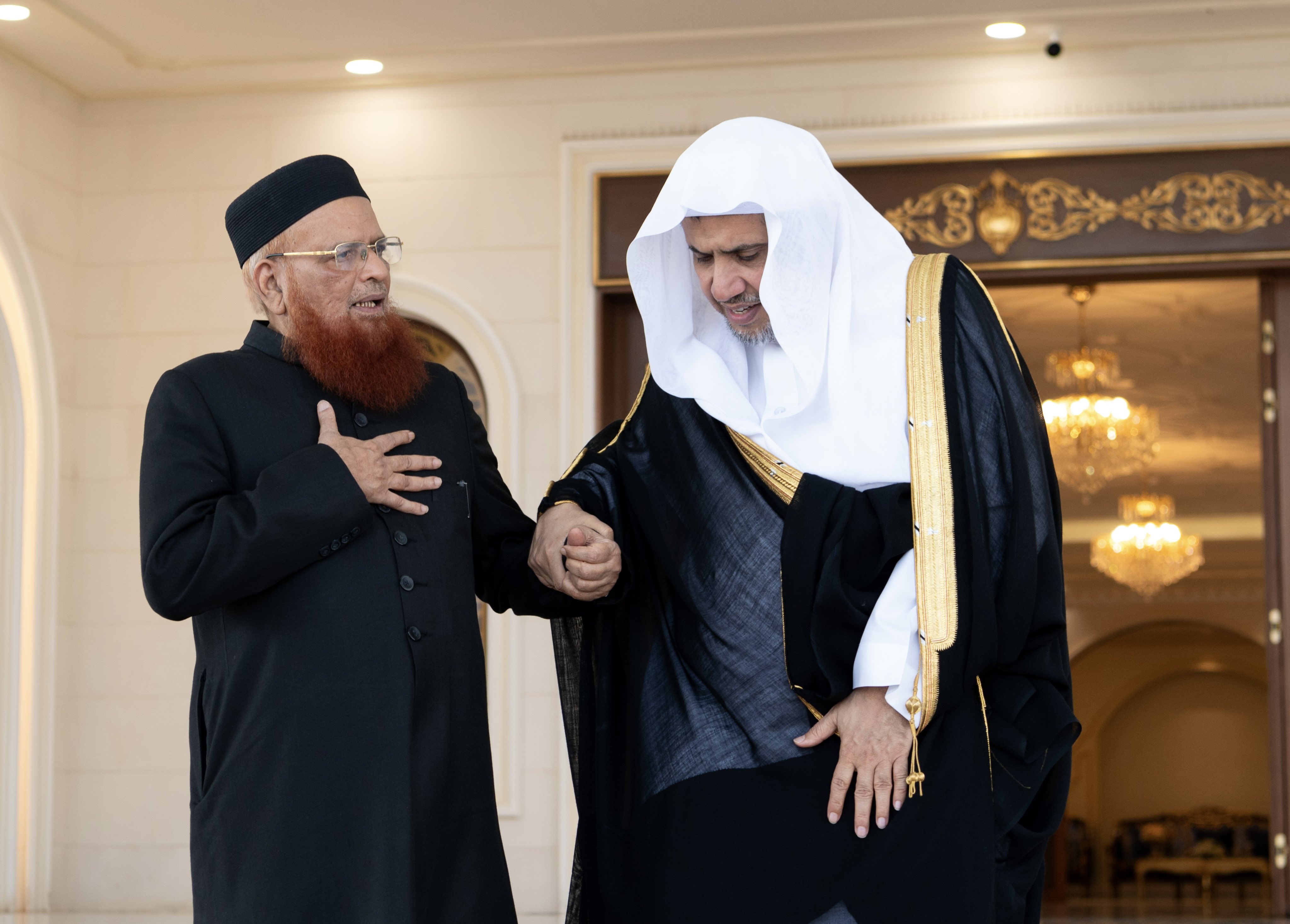 His Excellency Sheikh Dr. Mohammed Alissa, Secretary-General of the MWL met with His Eminence Sheikh Muhammad Taqi Usmani, Mufti of the Islamic Republic of Pakistan