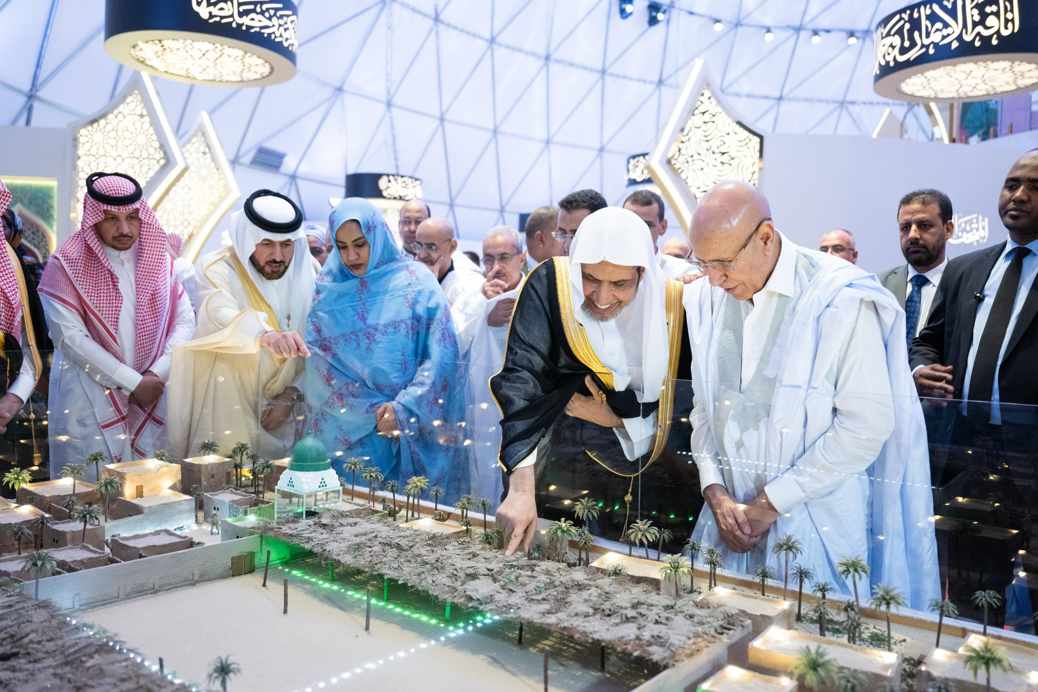 As part of the Museum's international expansion plan, and with the participation of His Excellency the Secretary-General of the MWL, as well as in the presence of members of the diplomatic corps and prominent figures, the President of Mauritania inaugurated the Museum of the Prophet’s Biography in Nouakchott.