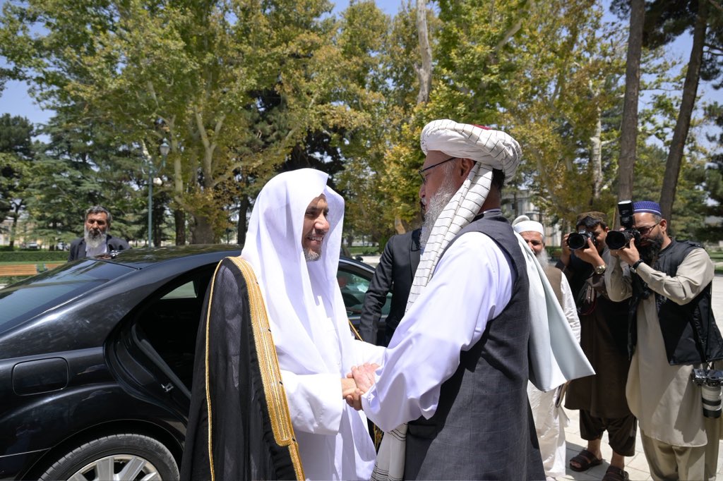 En présence de hauts dignitaires religieux afghans, dans le cadre d’un dialogue large et fructueux au cours duquel le rôle central de la Ligue ainsi que la grande confiance qu’elle inspire ont été soulignés :