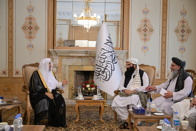 رابطہ عالم اسلامی کے سیکرٹری جنرل کی کابل میں افغان وزیر خارجہ اور داخلہ سے ملاقات