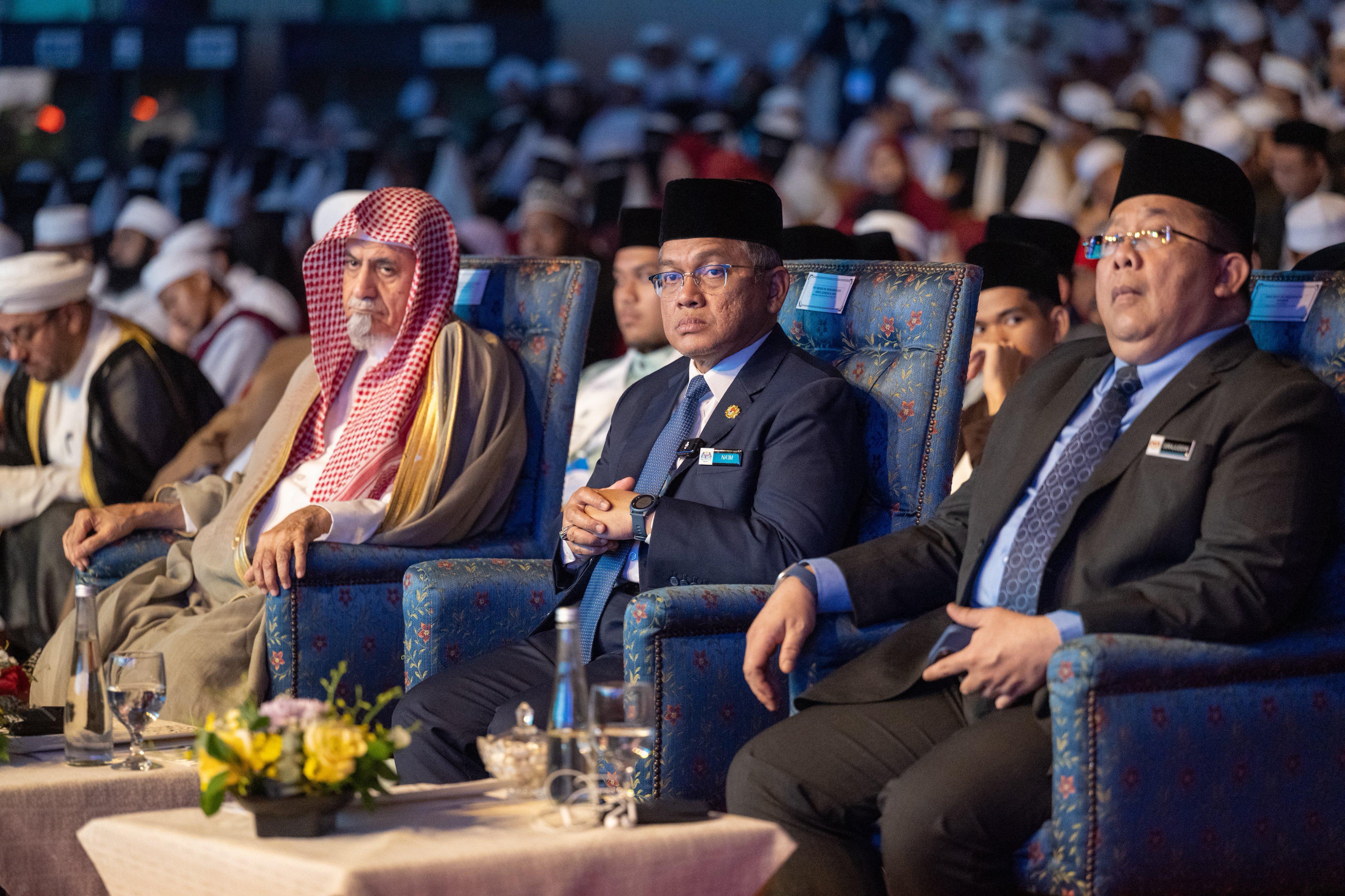 Le Secrétaire général de la Ligue islamique mondiale conclut le Forum mondial de certifications coraniques et d’hommage aux récitateurs des pays de l’ASEAN