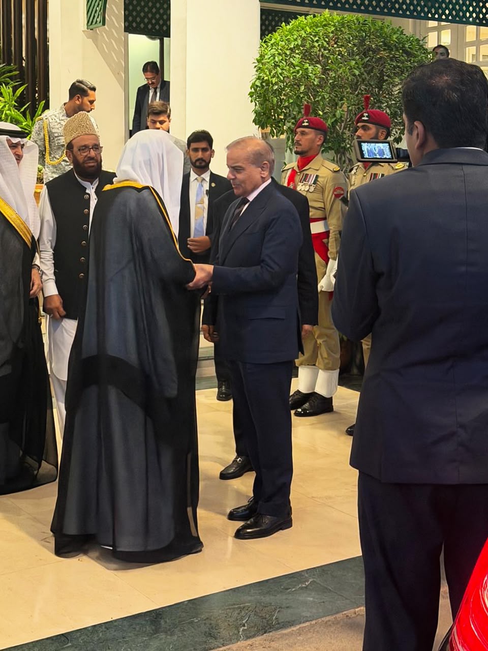 H.E. Mr. Muhammad Shehbaz Sharif, Prime Minister of the Islamic Republic of Pakistan, hosted H.E. Sheikh Dr. Mohammed Al-Issa , Secretary-General of the MWL, at the Prime Minister’s Office in Islamabad