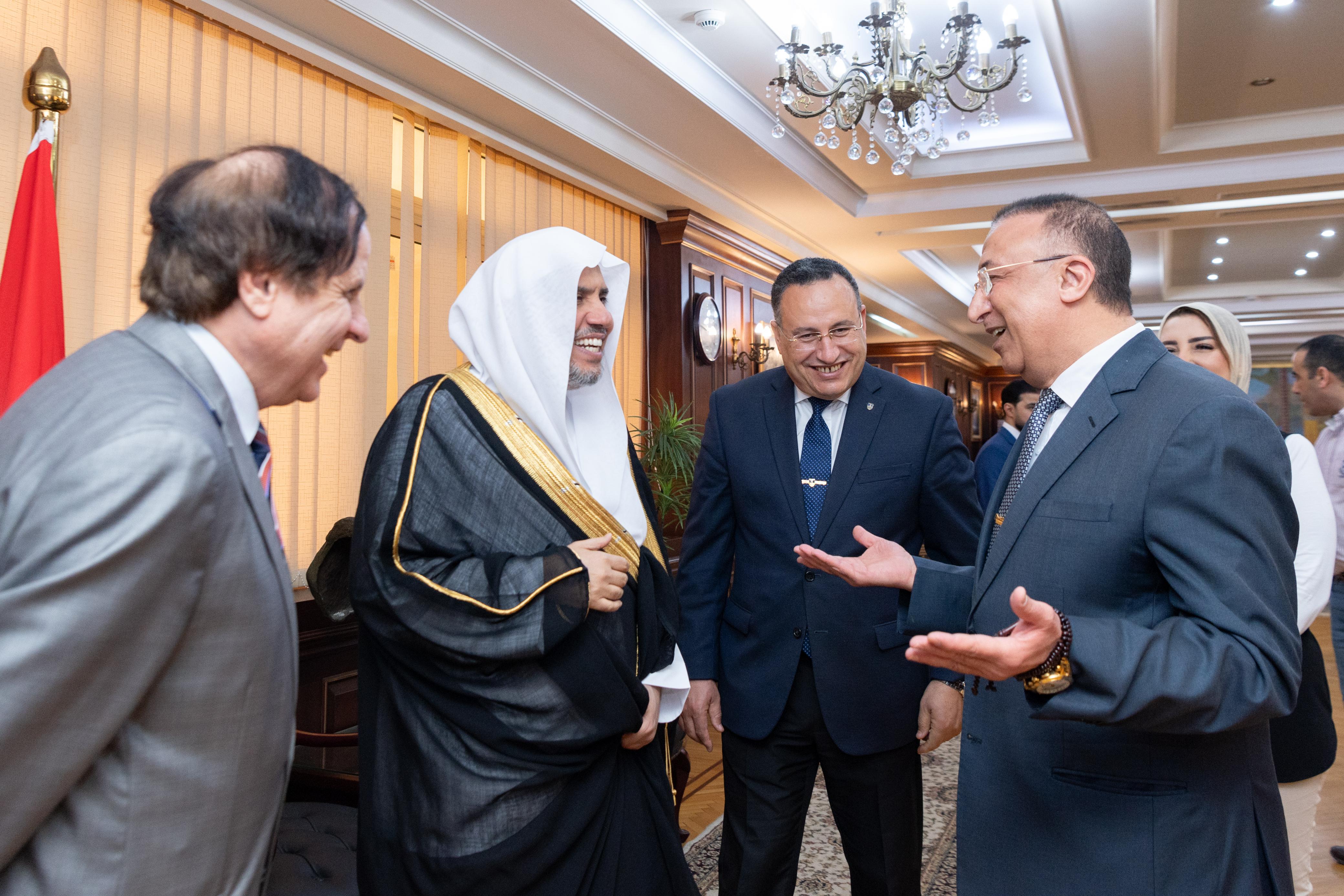 Dr. Al-Issa Receives the Key to Alexandria, the Highest Honor of the City
