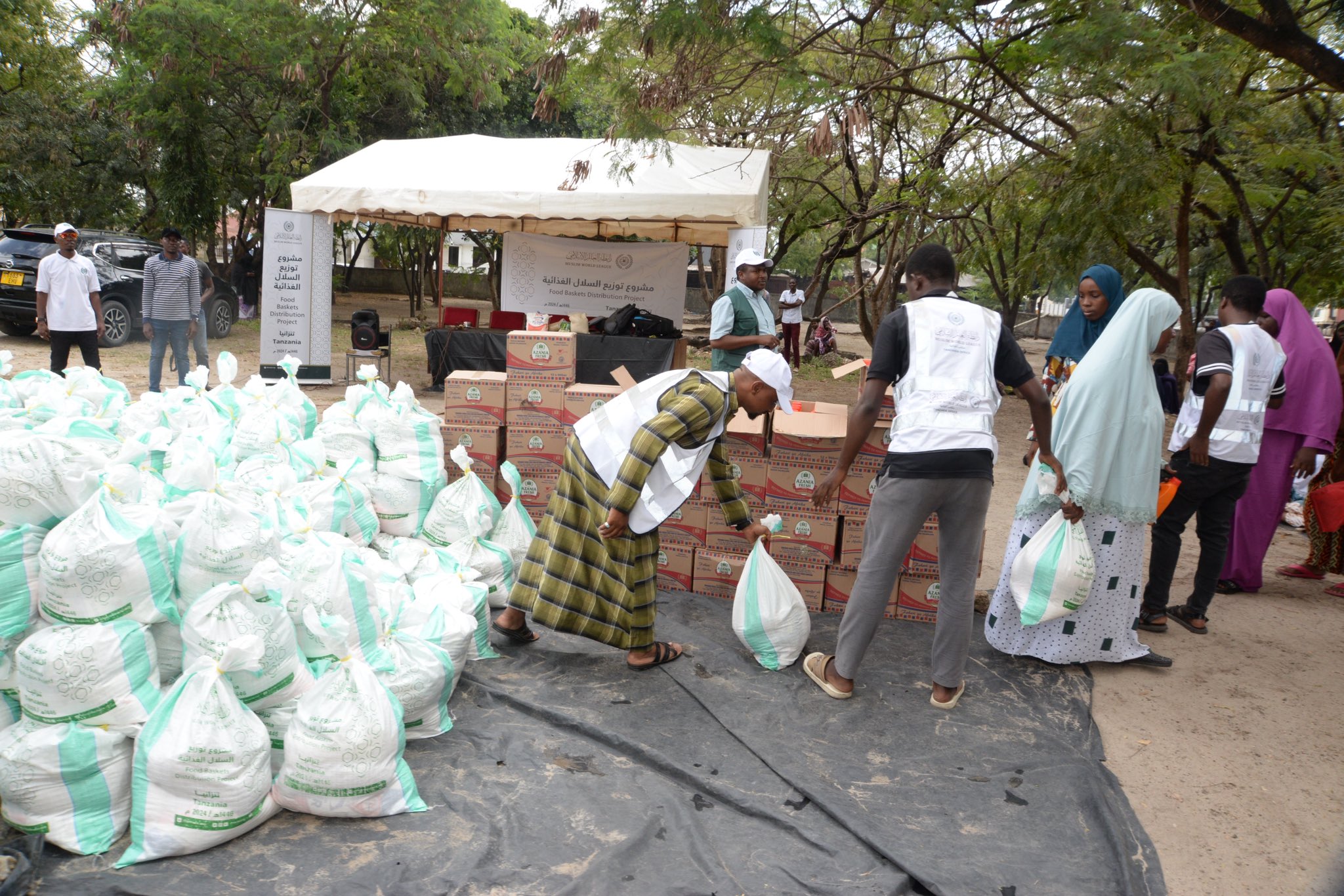 Dans le cadre de sa mission visant à alléger les difficultés de la vie des pauvres et des nécessiteux en Afrique :