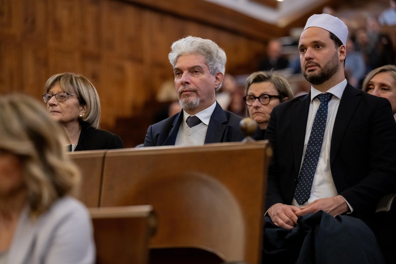 cheikh Mohammed Al-Issa reçu la bourse honorifique supérieure postdoctorale en droit de l’Université publique de Bologne, en Italie, en reconnaissance de ses efforts pour la réalisation des objectifs de la Charte des Nations Unies