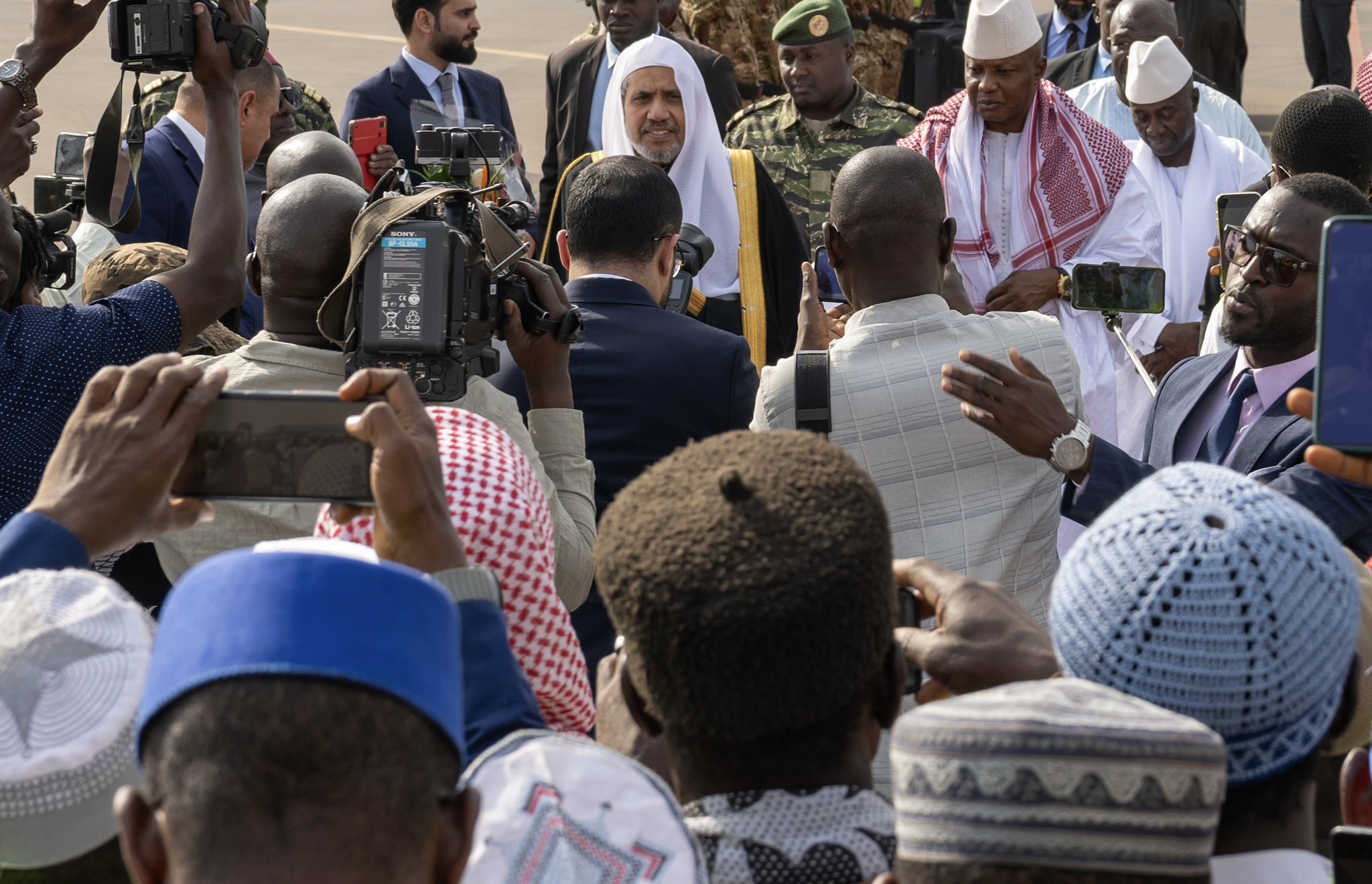 Led by His Excellency Sheikh Dr. Mohammed Al-issa  , Secretary-General of the Muslim World League (MWL), the MWL delegation has arrived in the Republic of Guinea-Bissau.