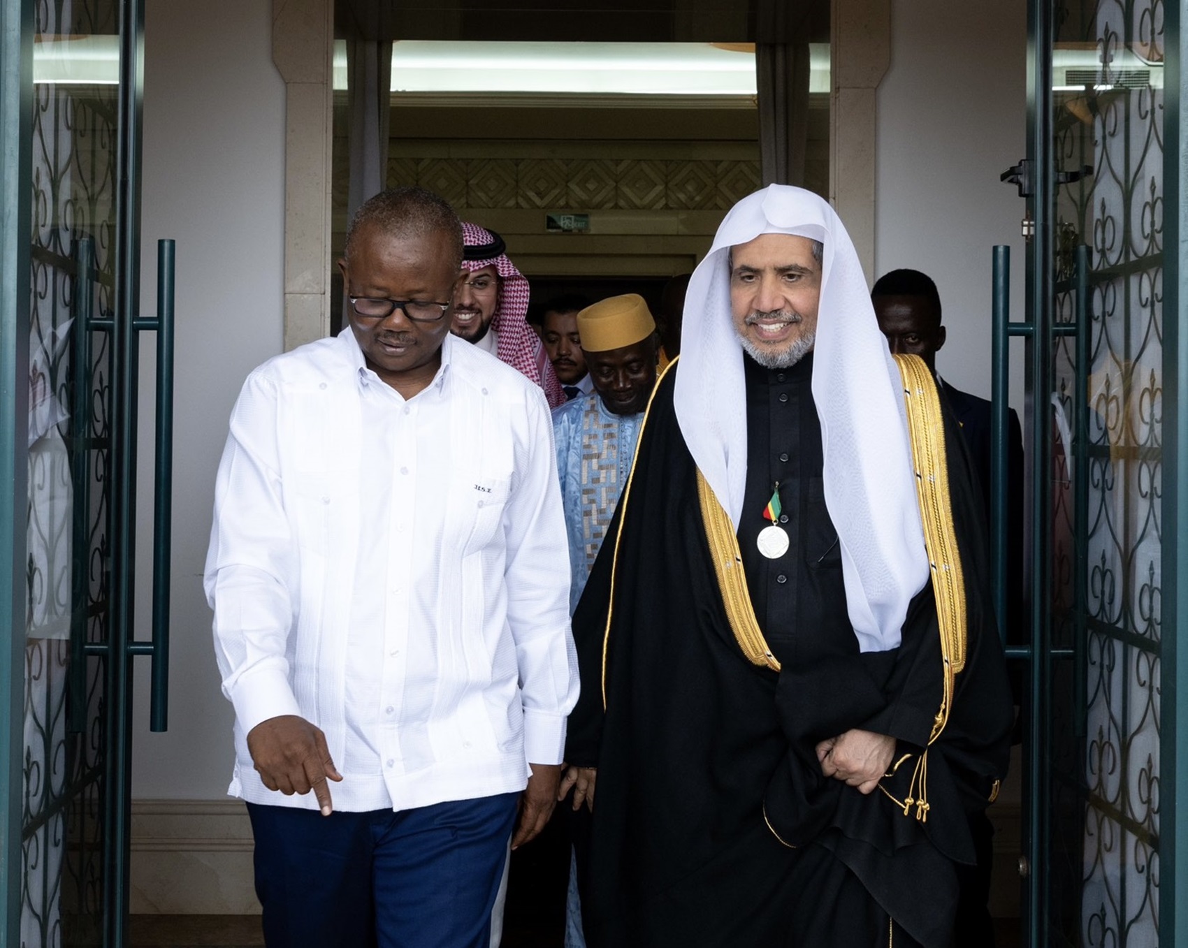 At the Presidential Palace in Bissau,  His Excellency Mr. Umaro Sissoco Embalo, the President of the Republic of Guinea-Bissau, awarded His Excellency Sheikh Dr. Mohammed Alissa