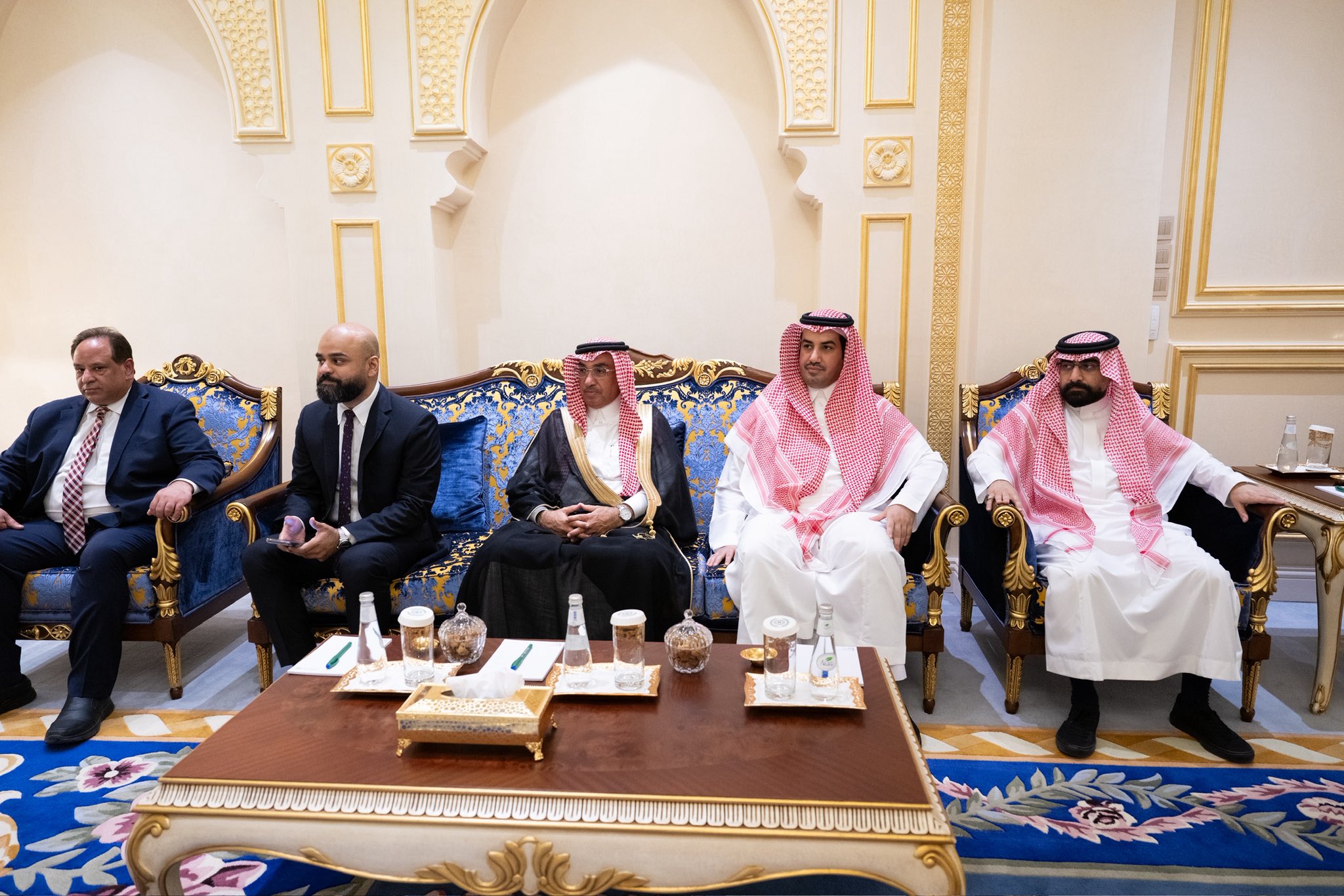 Ce soir, à La Mecque, le Secrétaire général et Président de l’Organisation des savants musulmans, cheikh Mohammed Alissa a rencontré le Président du Parlement pakistanais, M. Sardar Ayaz Sadiq.