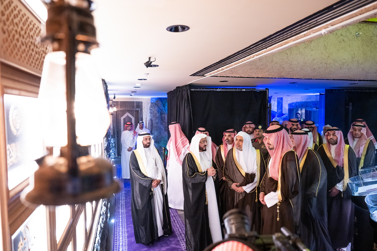 Yang Mulia Amir Wilayah Madinah, Pangeran Salman bin Sultan bin Abdulaziz, meresmikan fasilitas baru yang telah dimodernisasi di markas museum tersebut