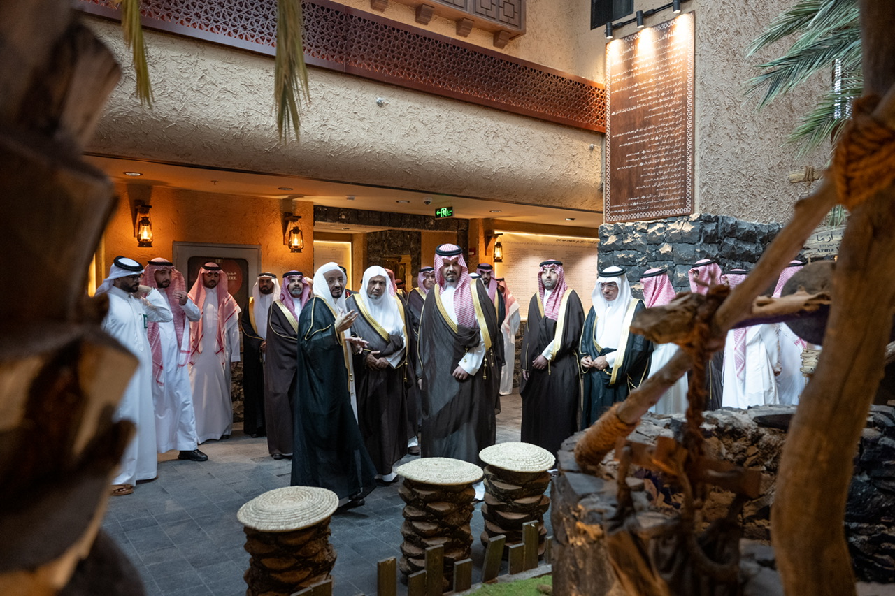 Yang Mulia Amir Wilayah Madinah, Pangeran Salman bin Sultan bin Abdulaziz, meresmikan fasilitas baru yang telah dimodernisasi di markas museum tersebut