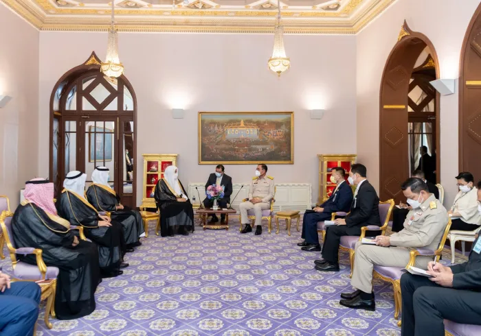 Le Général Prayuth cha Premier ministre de Thaïlande a reçu Mohammad Alissa au palais présidentiel afin de souligner l’importance de cette visite pour le Gouvernement thaïlandais