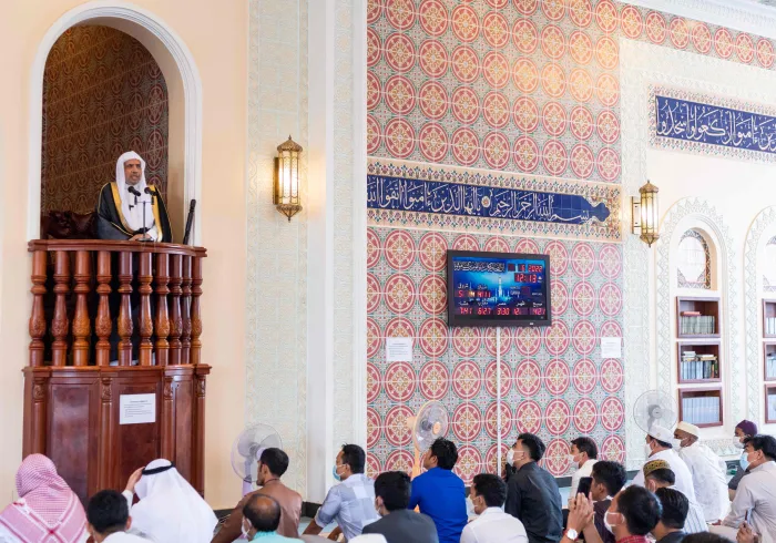 At the invitation of Islamic leaders in Cambodia, Sheikh Dr.  Mhmd Alissa  gave a speech at the Great Mosque in Phnom Penh addressing major issues surrounding Islam and its role in the world.