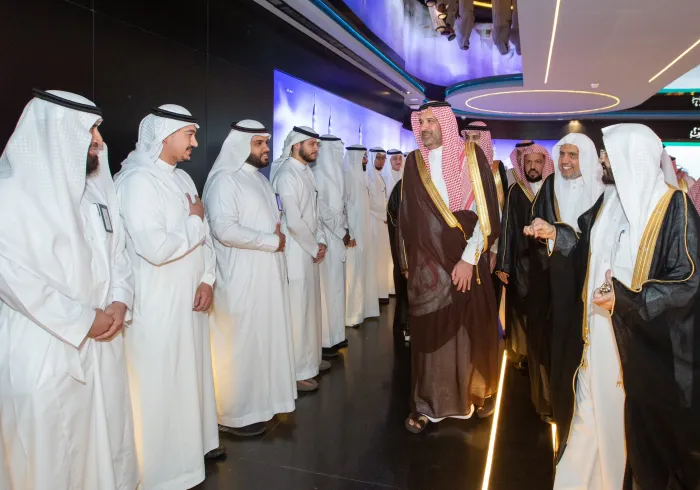 دشّن صاحب السمو الملكي الأمير فيصل بن سلمان بن عبدالعزيز، أمير منطقة المدينة المنورة، رئيس مجلس هيئة تطوير المنطقة، الأجنحة الحديثة للمتحف الدولي للسيرة النبوية، في المقرّ الرئيس للمتحف، بجوار المسجد النبوي الشريف