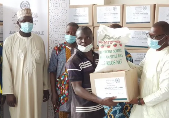 En ce mois de Ramadan, la LIM a distribué des paniers alimentaires au Bénin 