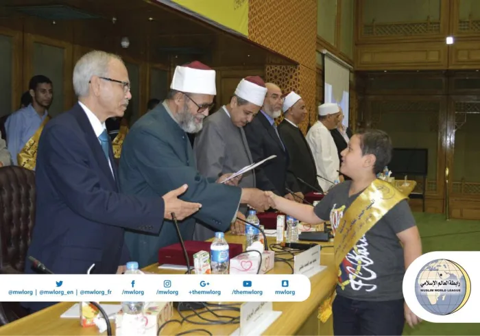 ‏رابطة العالم الإسلامي بالتعاون مع الأزهر الشريف يقيمان مسابقة حسن شربتلي للماهر بالقرآن الكريم ويوزعان جوائز الفائزين وسط حضور رسمي وأكاديمي