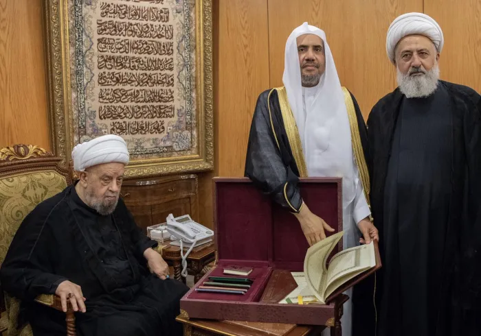 Sheikh Abdulamir Qablan, President of the Supreme Shia Council receives the  Muslim World League's Sheikh Mohammad Alissa in the Council Headquarters in the Lebanese capital Beirut. The Council VP Ali Alkhateeb participated in the meeting.