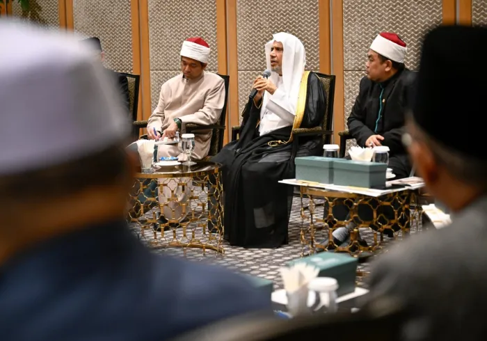 Secretary-General of the Muslim World League Meets with Senior Malaysian Scholars from Across the States