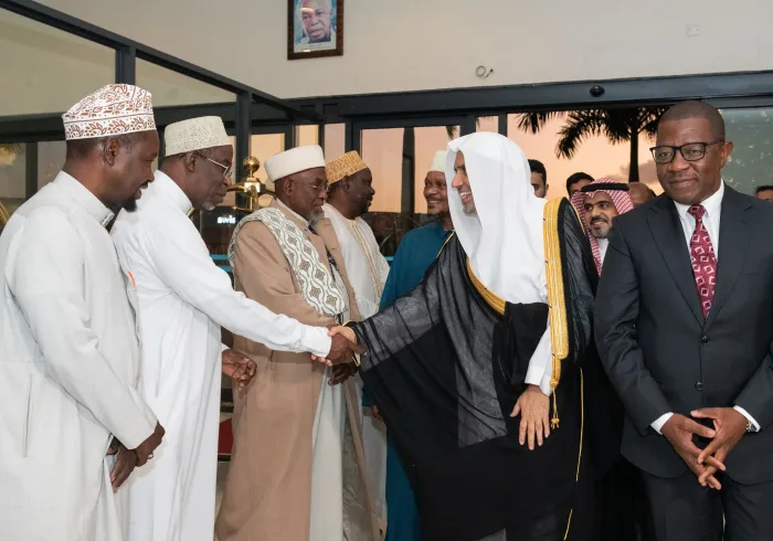 His Excellency Sheikh Dr. Mohammed Al-Issa, Secretary-General of the Muslim World League (MWL), arrives in Dar es Salaam, Tanzania, heading a delegation from the MuslimWorldLeague