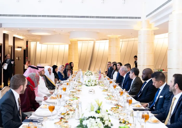 His Excellency Sheikh Dr. Mohammed Al-issa, Secretary-General of the Muslim World League met with a delegation of leading researchers and political affairs specialists from the Council on Foreign Relations , led by Mr. Michael Froman