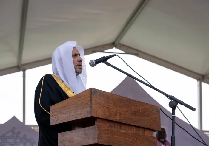 Dr. Al-Issa emphasized the significance of these competitions in encouraging a competitive spirit among the memorizers of the Holy Quran and in enhancing their societal roles.