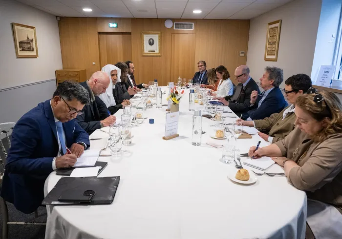 His Excellency Sheikh Dr. Mohammed Al-Issa, in a dialogue with representatives from the press, news agencies, and French radio, and in the presence of international correspondents, addressed several intellectual issues