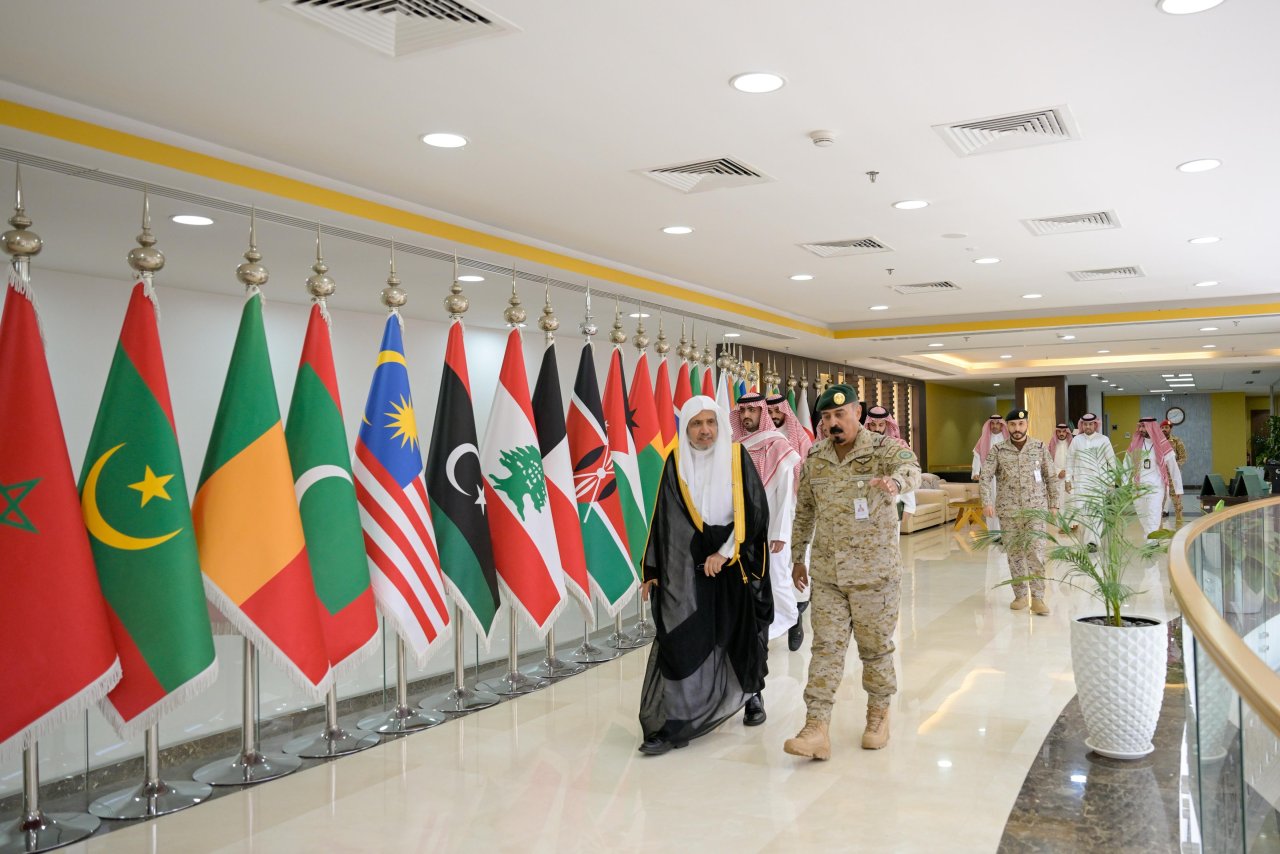 الأمين العام لرابطة العالم الإسلامي يحاضر في مقرّ "التحالف الإسلامي العسكري لمحاربة الإرهاب"