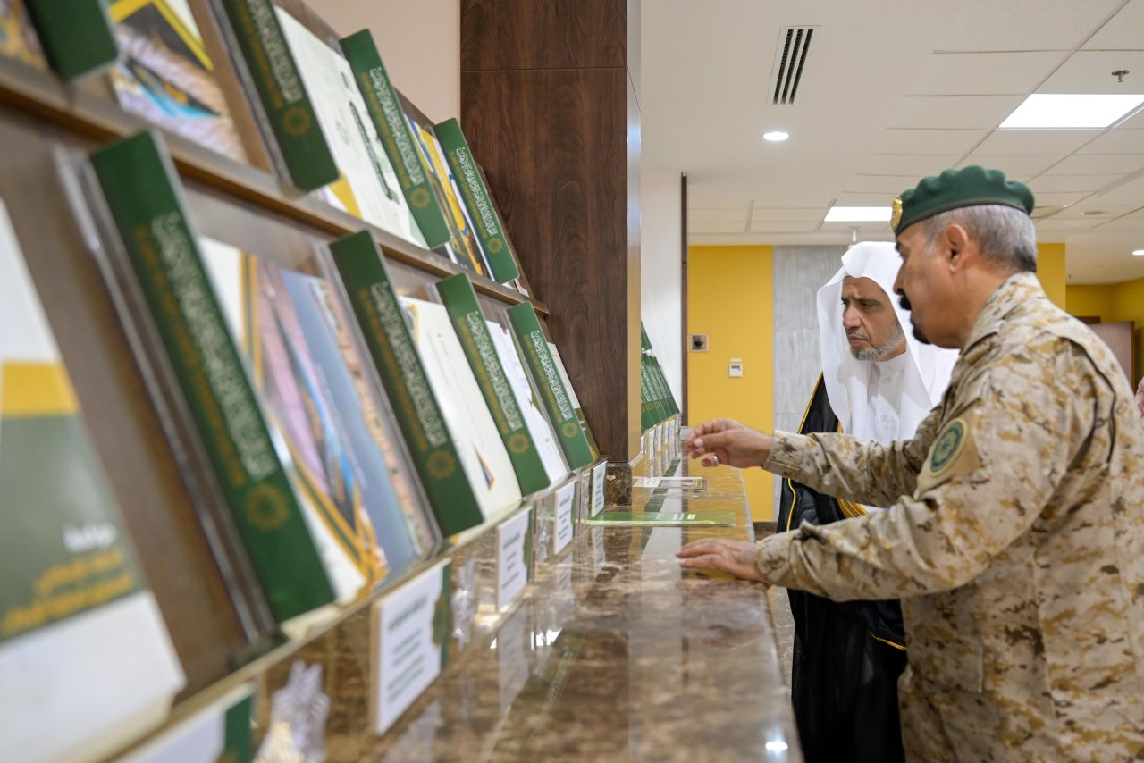 الأمين العام لرابطة العالم الإسلامي يحاضر في مقرّ "التحالف الإسلامي العسكري لمحاربة الإرهاب"