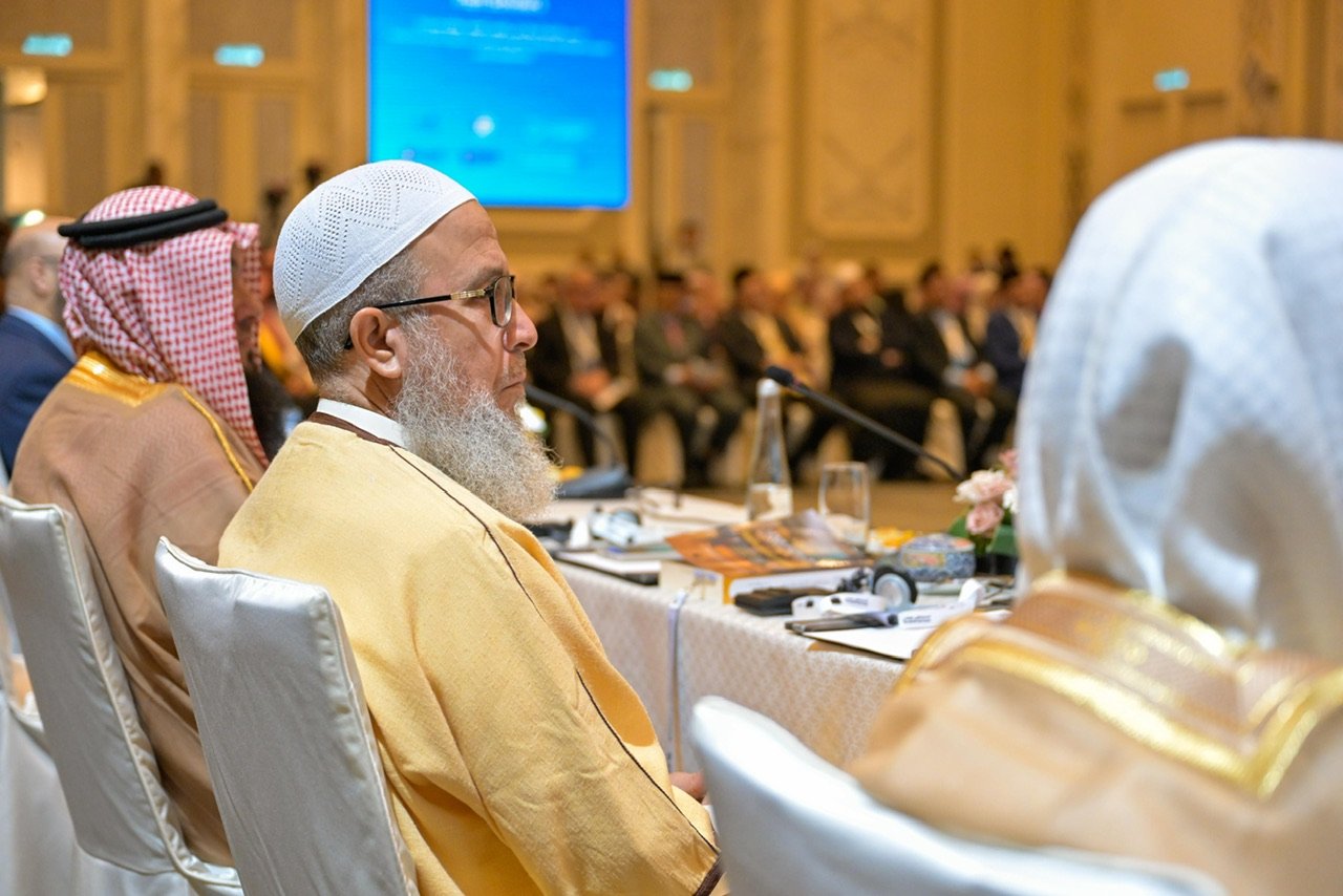 As part of the First Forum for Fiqh Scholars: “Teaching Islamic Fiqh and Cultivating the Faqih: Guiding Principles and Frameworks,” prominent fiqh scholars of the Ummah convene in Malaysia under the umbrella of the Islamic Fiqh Council, affiliated with the Muslim World League. As part of the First Forum for Fiqh Scholars: “Teaching Islamic Fiqh and Cultivating the Faqih: Guiding Principles and Frameworks,” prominent fiqh scholars of the Ummah convene in Malaysia under the umbrella of the Islamic Fiqh Council, affiliated with the Muslim World League.