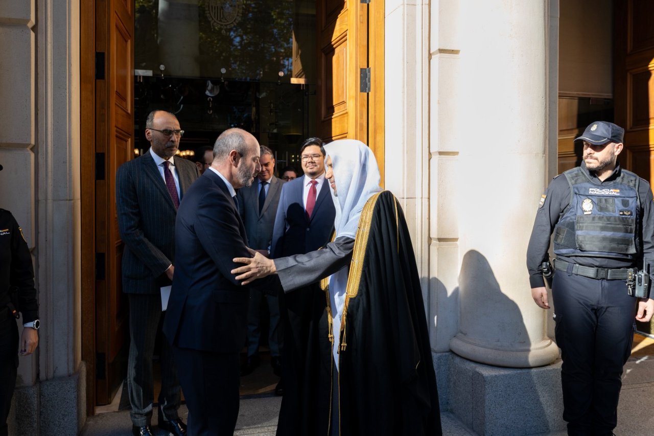 ہسپانوی سینیٹ کے چیئرمین کی سیکرٹری جنرل رابطہ عالم اسلامی سے ملاقات