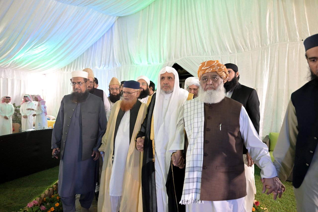Le Secrétaire général, cheikh Mohammed Alissa a inauguré le 3ème Forum des oulémas du Pakistan, en présence des plus hautes autorités religieuses