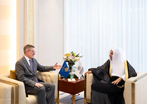 In his office, H.E. Sheikh Dr. Mohammed Al-issa , Secretary-General of the Muslim World League (MWL) and Chairman of the Organization of Muslim Scholars, met with H.E. Mr. Lulzim Mjeku, Ambassador of the Republic of Kosovo to the Kingdom of Saudi Arabia.