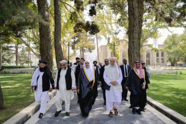 احتفاءً بالزيارة الرسمية الأولى لرابطة العالم الإسلامي إلى "كابل"  نائب رئيس الوزراء الأفغاني يقيم مأدبة غداء احتفاء بأمين عام رابطة العالم الإسلامي