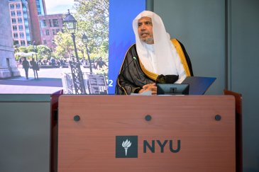 درباره «هوش مصنوعی» و گفتمان نفرت‌پراکن در شبکه‌های اجتماعی:  دانشگاه نیویورک میزبان سخنرانی وگفت‌وگویی جامع با دبیرکل سازمان همبستگی جهان اسلام شد