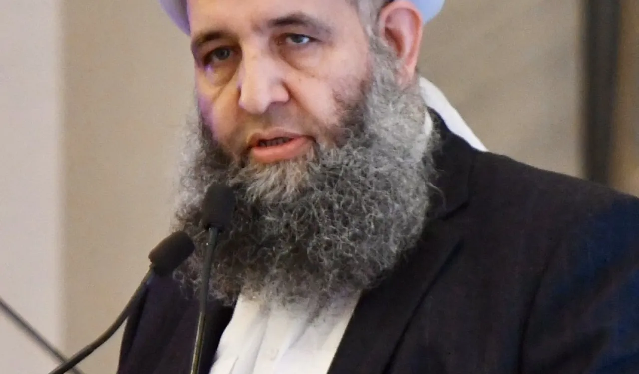 عزت مآب ڈاکٹر نور الحق قادری، وزیر مذہبی امور اور بین المذاہب ہم آہنگی، اسلامی جمہوریہ پاکستان ، پیرس کانفرنس برائے یکجہتی وامن کے شرکاء میں سر فہرست تھے