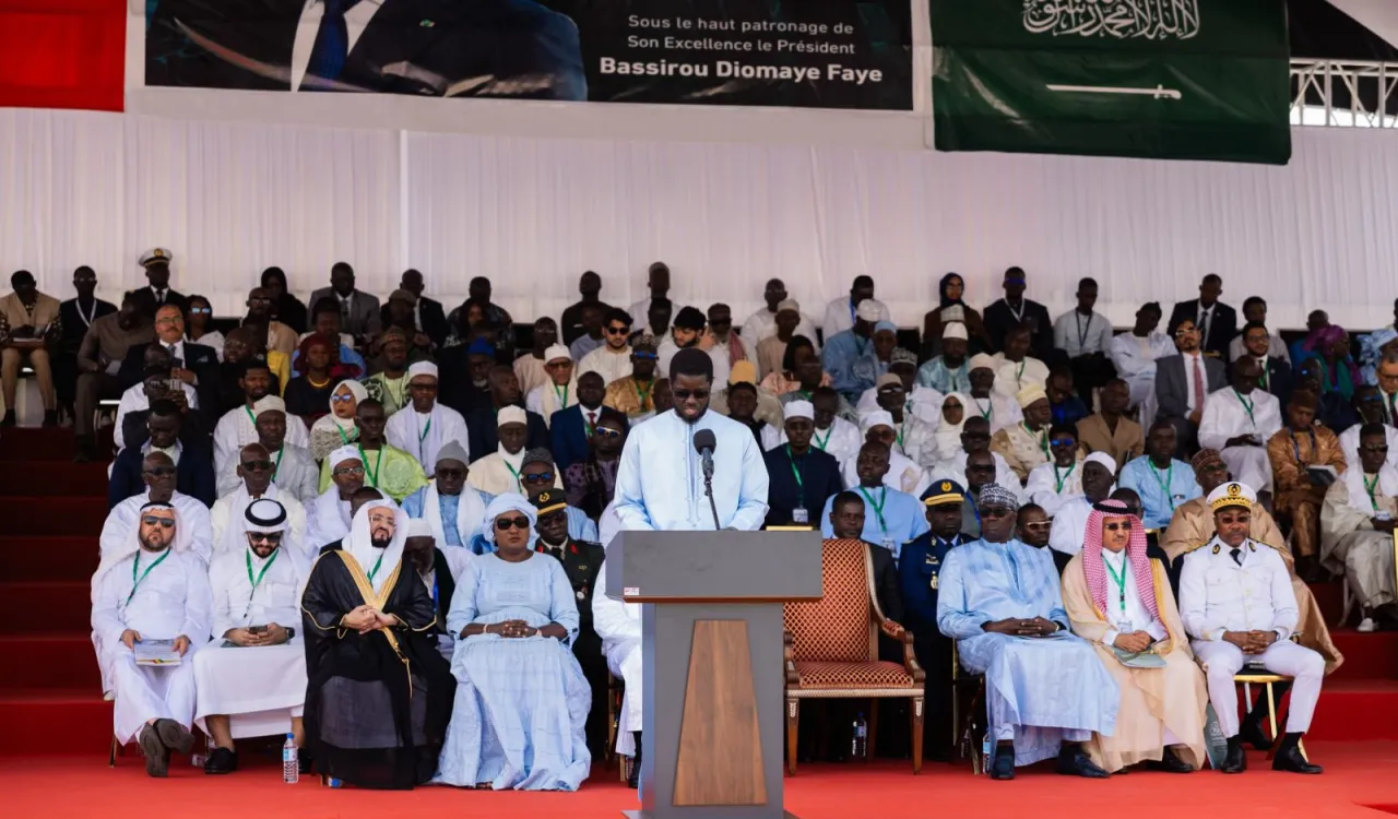  His Excellency the President of the Republic of Senegal, Mr. Bassirou Diomaye Faye, inaugurated the International Exhibition and Museum of the Prophetic Biography and Islamic Civilization, affiliated with the Muslim World League, in the Senegalese 