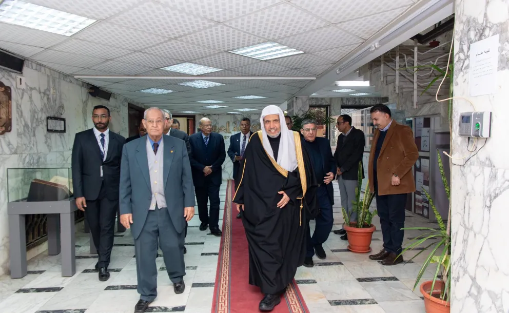 Lors de sa visite officielle en Égypte, cheikh Mohammed Al-Issa, Secrétaire général de la Ligue islamique mondiale a été accueilli par l'Académie de la langue arabe au Caire.