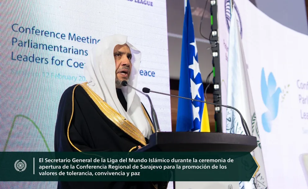 La ciudad de Sarajevo lo recibió en presencia de la diversidad bosnia musulmana, serbia y croata: La primera conferencia de este tipo en la historia de los Balcanes, y la primera después de la tragedia de la guerra genocida en Bosnia-Herzegovina