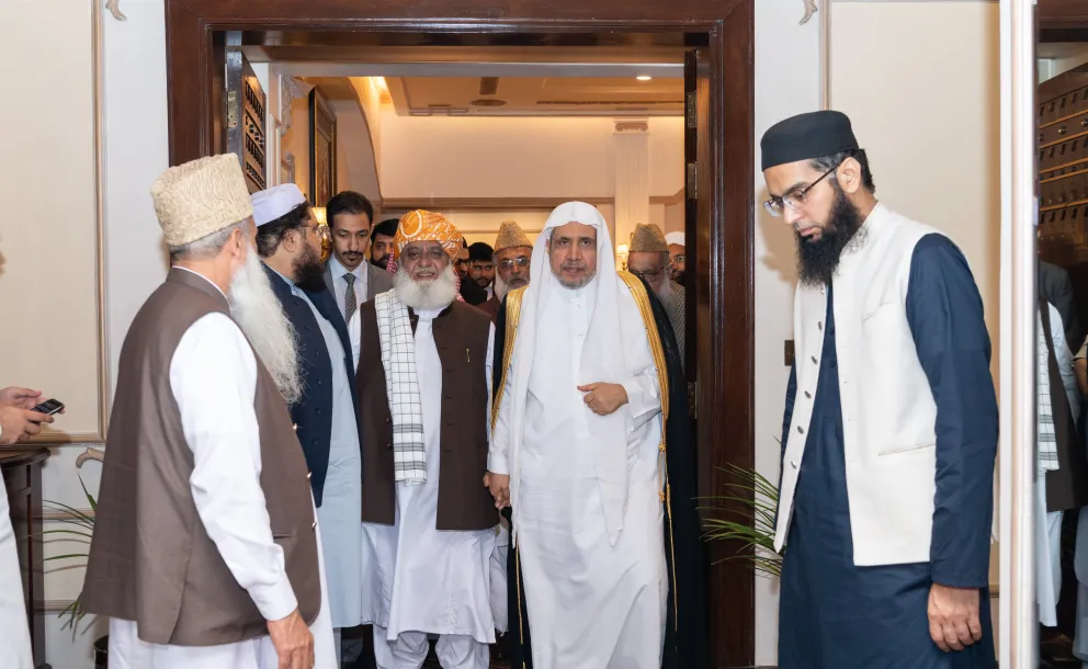 پاکستان کے علمائے کرام نے اسلام آباد میں اپنے پہلے فورم میں غزہ کی حمایت کے لئے رابطہ عالم اسلامی کی کردار کو سراہتے ہوئے اسے تاریخی اسلامی موقف قرار دیا ہے