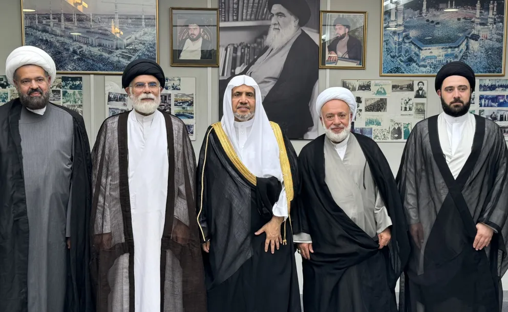 El Secretario General de la Fundación Al-Sayyid Al-Khoei, Sr. Abdelsaheb Al-Khoei, recibió en Londres al Secretario General y Presidente de la Comisión de Ulemas, el Sheij Mohammed Alissa.