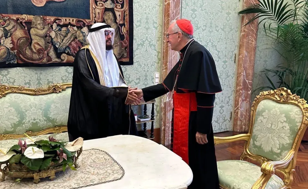 Après avoir participé aux funérailles, au vu de la considération de la Ligue dans le monde islamique et de ses relations privilégiées avec le Vatican :