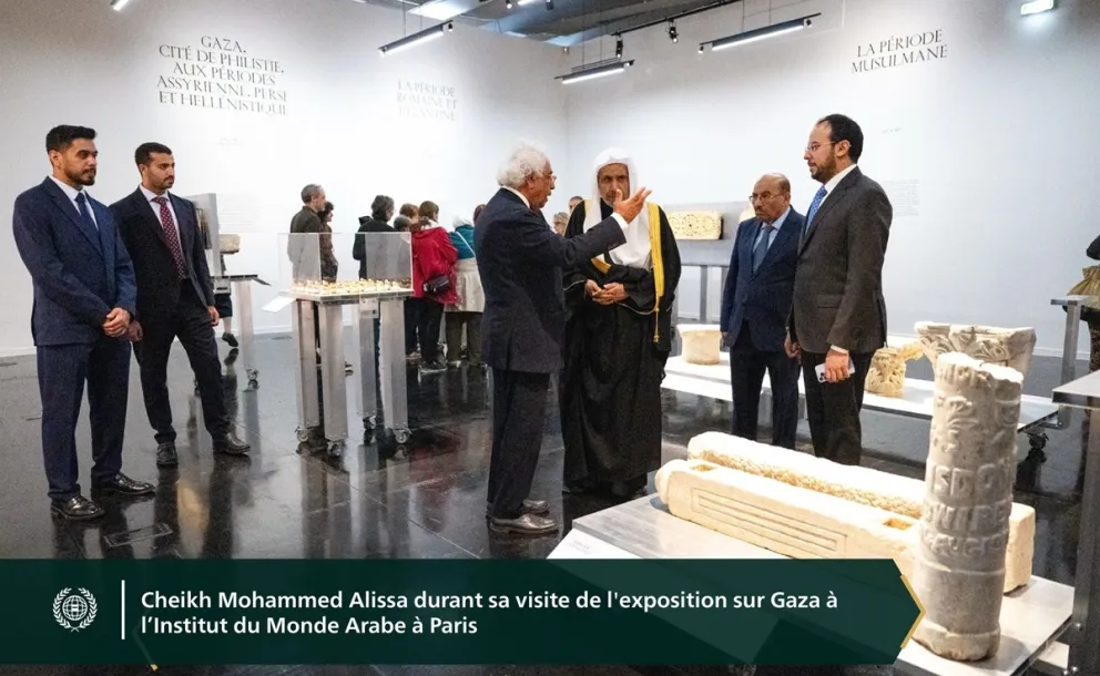 Une visite importante de la première exposition sur Gaza (la sinistrée) documentant son long héritage civilisationnel, avec des photos et des vidéos de sites historiques inscrits à l’UNESCO qui ont été détruits, dont des mosquées, des églises et des zones archéologiques :