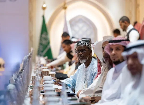 لقطاتٌ من افتتاح معالي الأمين العام رئيس هيئة علماء المسلمين الشيخ د. محمد العيسى، أعمال:"الملتقى الدولي للإعجاز العلمي في القرآن والسنة"، -بعد ظهر اليوم- بمكة المكرمة، وإطلاق: "موسوعة الرابطة للإعجاز العلمي في القرآن والسنة":